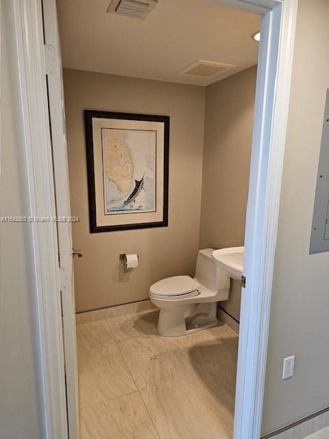 Picture of 1755 E Hallandale Beach Blvd # 1004E, Hallandale Beach FL 33009