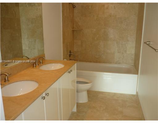 Picture of 1755 E Hallandale Beach Blvd # 1004E, Hallandale Beach FL 33009