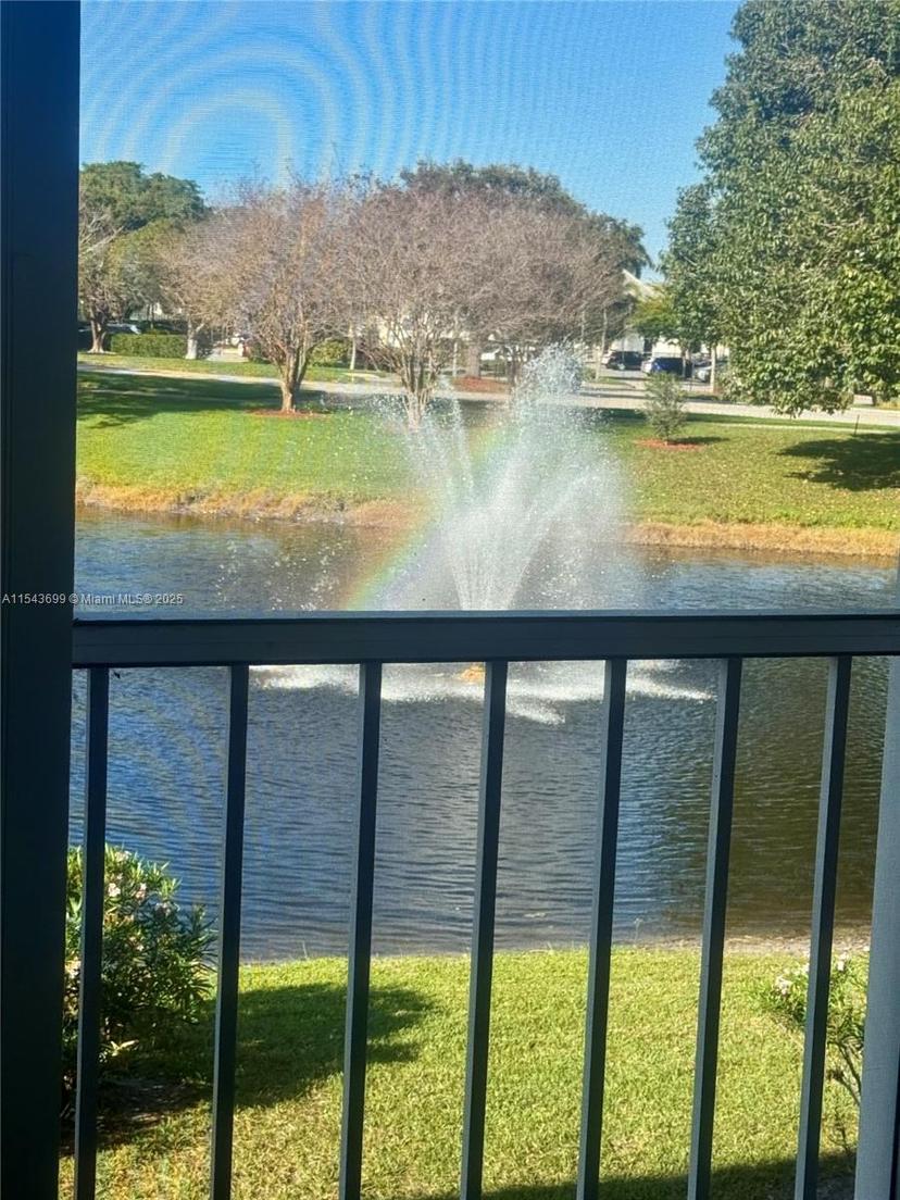 Picture of 2709 Nassau Bnd # G2, Coconut Creek FL 33066