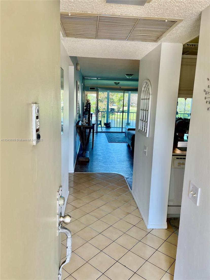 Picture of 2709 Nassau Bnd # G2, Coconut Creek FL 33066