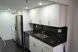 Picture of 290 174Th St # M10, Sunny Isles Beach, FL 33160