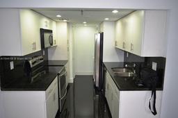 Picture of 290 174Th St # M10, Sunny Isles Beach, FL 33160