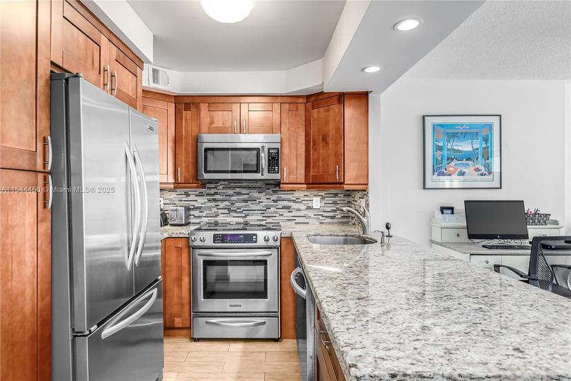 Picture of 345 Ocean Dr # 411, Miami Beach FL 33139