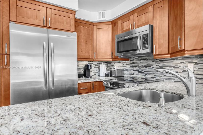 Picture of 345 Ocean Dr # 411, Miami Beach FL 33139
