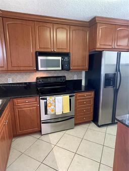 Picture of 110 Lake Emerald Dr # 203, Oakland Park, FL 33309