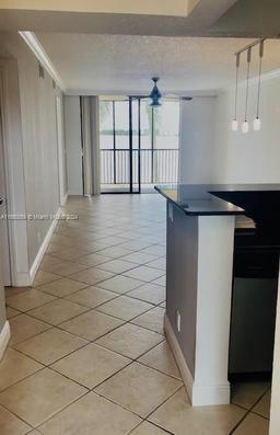 Picture of 110 Lake Emerald Dr # 203, Oakland Park, FL 33309