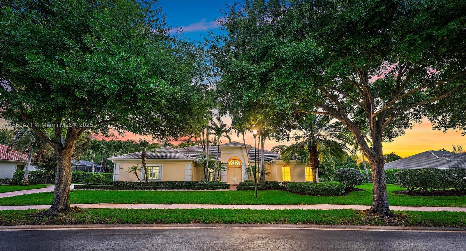 Picture of 133 Mystic Ln, Jupiter, FL 33458