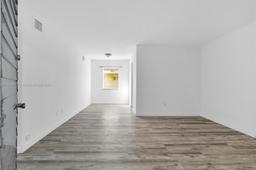 Picture of 8420 Byron Ave # 14, Miami Beach, FL 33141