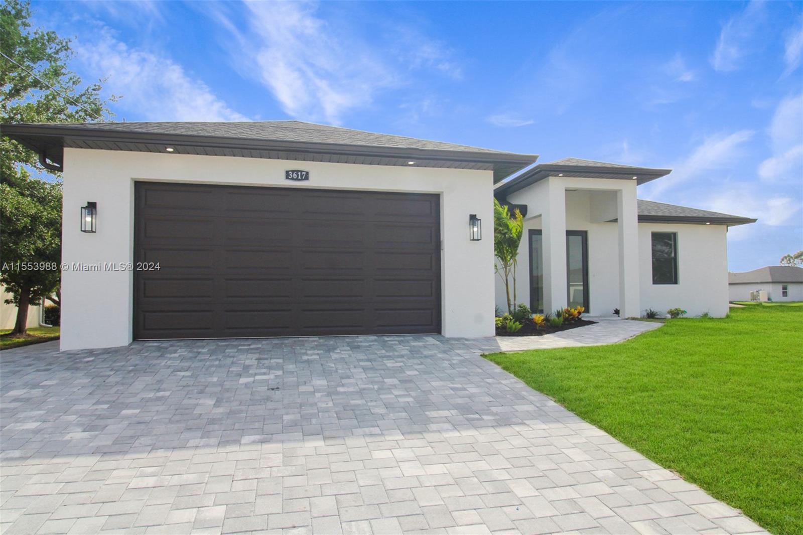Picture of 1710 Durden Pkwy, Cape Coral, FL 33909