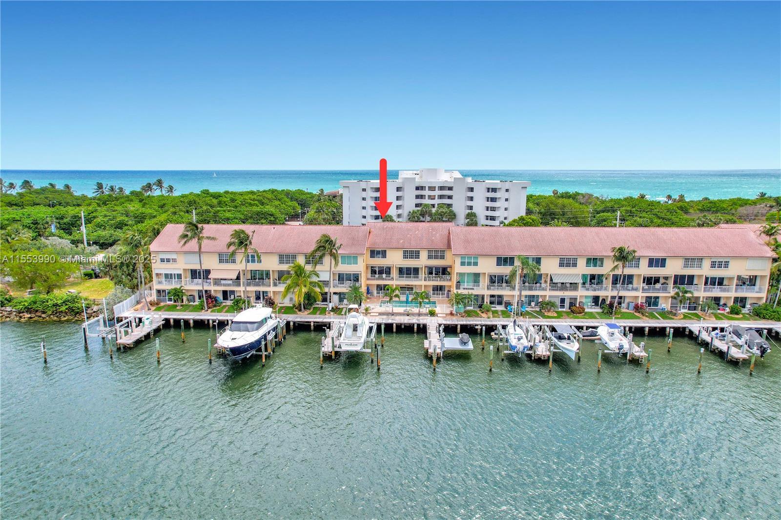 Picture of 4234 N Ocean Dr, Hollywood, FL 33019