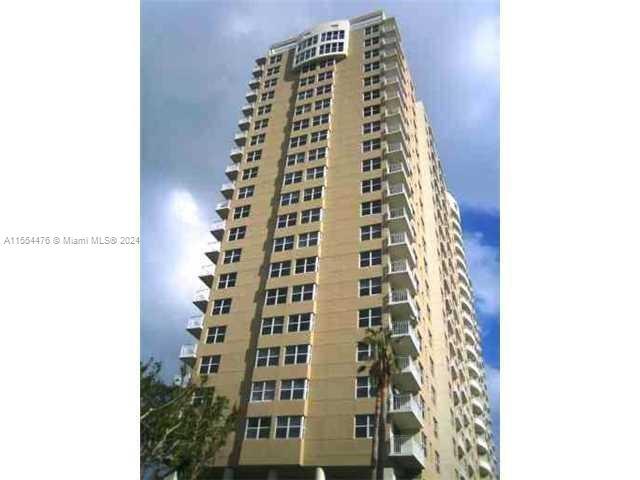 Picture of 770 Claughton Island Dr # 29, Miami FL 33131