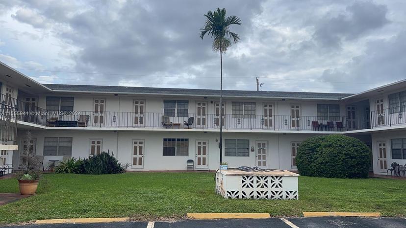 Picture of 1825 Cleveland St # 14, Hollywood FL 33020