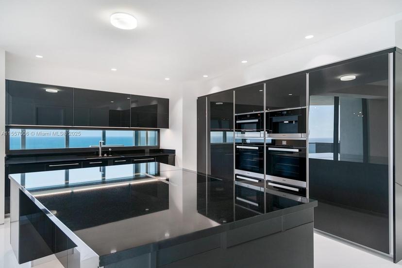 Picture of 18555 Collins Ave # 2801, Sunny Isles Beach FL 33160