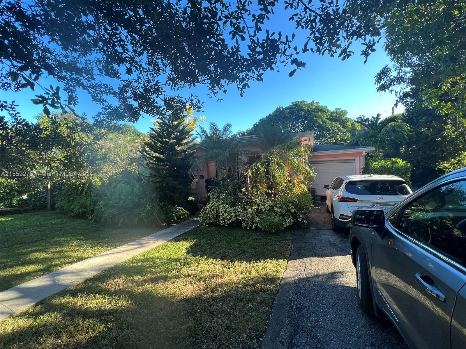 Picture of 6556 SW 78Th Ter, South Miami, FL 33143