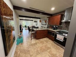 Picture of 5500 SW 77Th Ct # 305, Miami, FL 33155