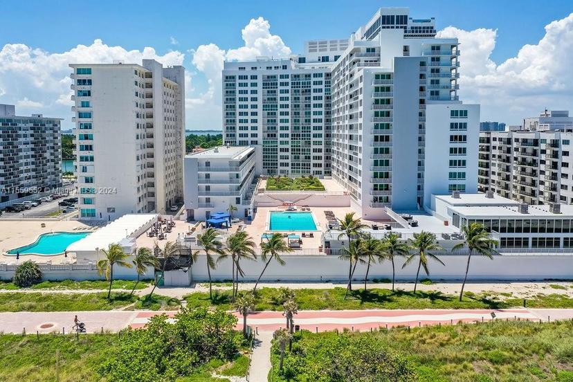Picture of 5401 Collins Ave # 209, Miami Beach FL 33140