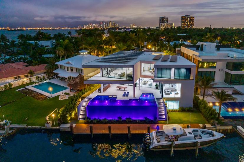 Picture of 1133 Belle Meade Island Dr, Miami FL 33138