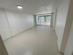 Picture of 118 Royal Park Dr # 3D, Oakland Park, FL 33309