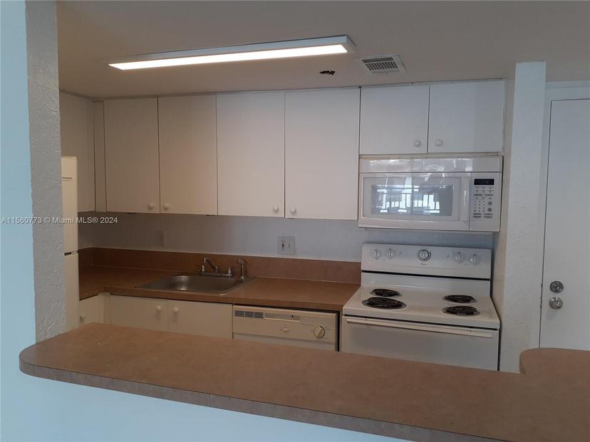 Picture of 770 Claughton Island Dr # 2007, Miami FL 33131