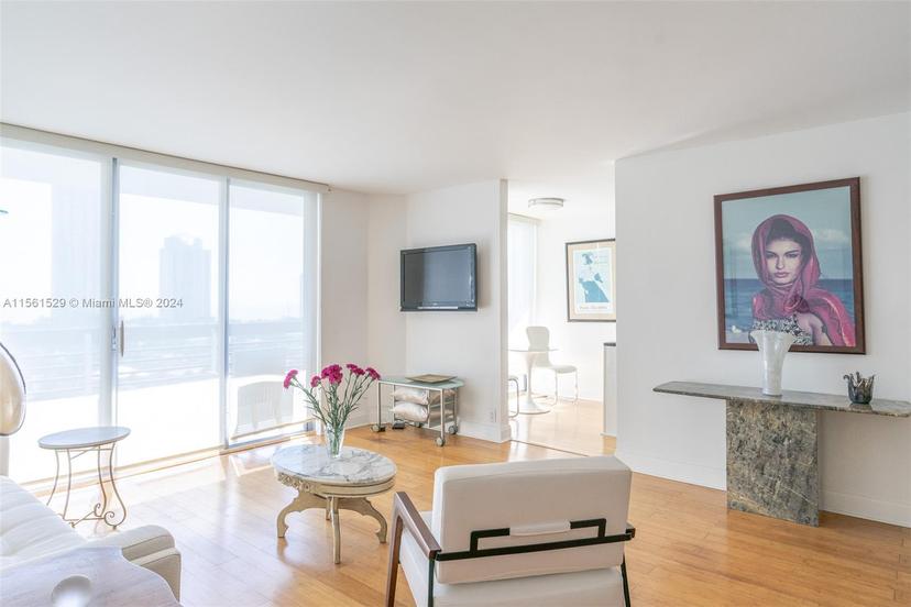 Picture of 19101 Mystic Pointe Dr # 1411, Aventura FL 33180
