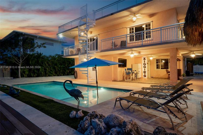 Picture of 122 Pelican Rd, Other City - In The State Of Florida FL 33070