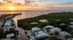 Picture of 122 Pelican Rd, Other City - In The State Of Florida, FL 33070