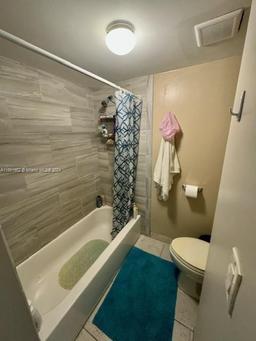 Picture of 4384 NW 9Th Ave # 1C, Deerfield Beach, FL 33064