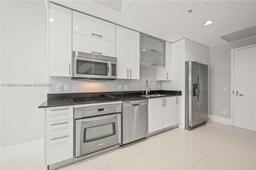Picture of 60 SW 13Th St # 3618, Miami, FL 33130