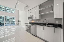 Picture of 60 SW 13Th St # 3618, Miami, FL 33130