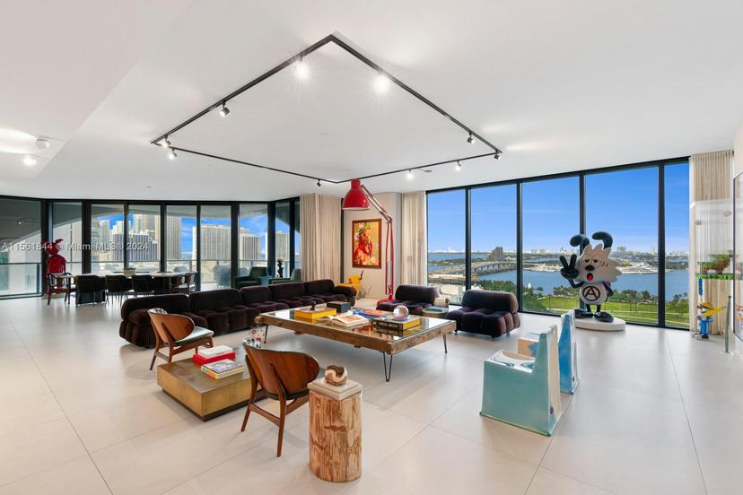 Picture of 1000 Biscayne Blvd # 1702, Miami FL 33132
