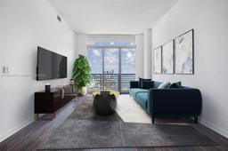 Picture of 335 S Biscayne Blvd, Miami, FL 33131