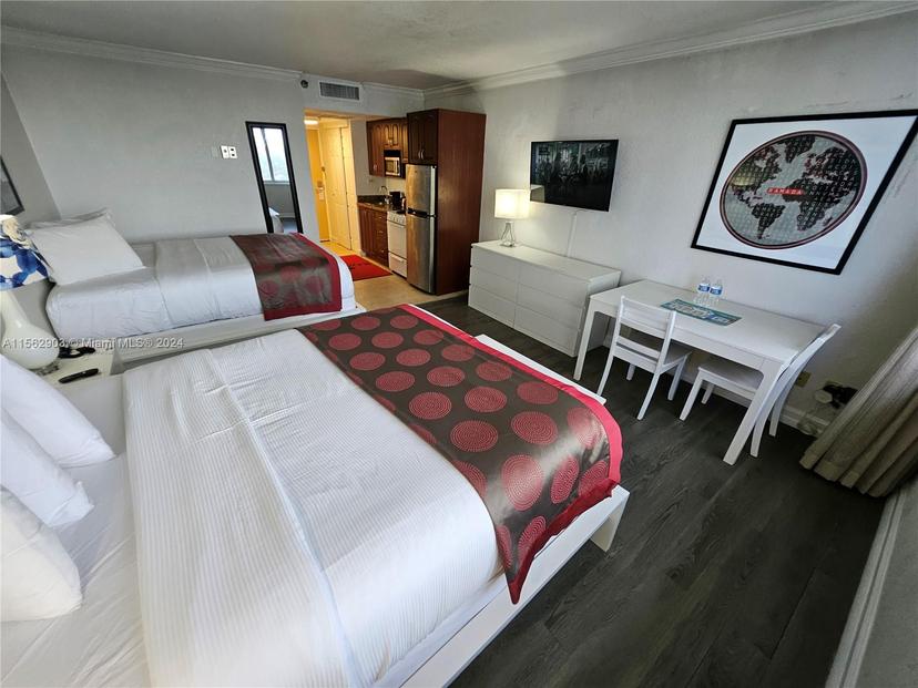 Picture of 19201 Collins Ave # 728, Sunny Isles Beach FL 33160