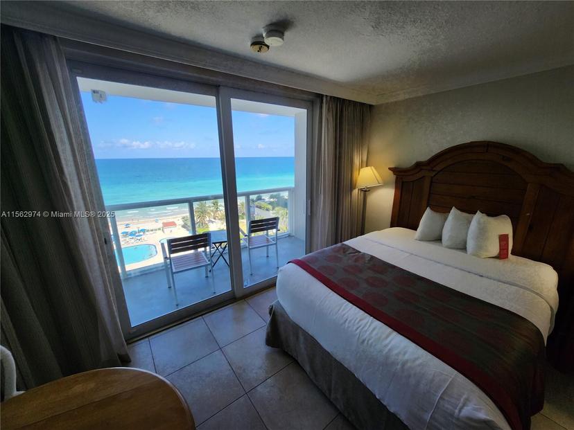 Picture of 19201 Collins Ave # 846, Sunny Isles Beach FL 33160