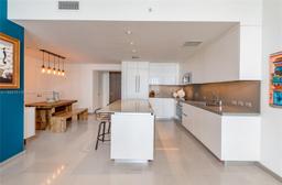 Picture of 68 SE 6Th St # 1007, Miami, FL 33131