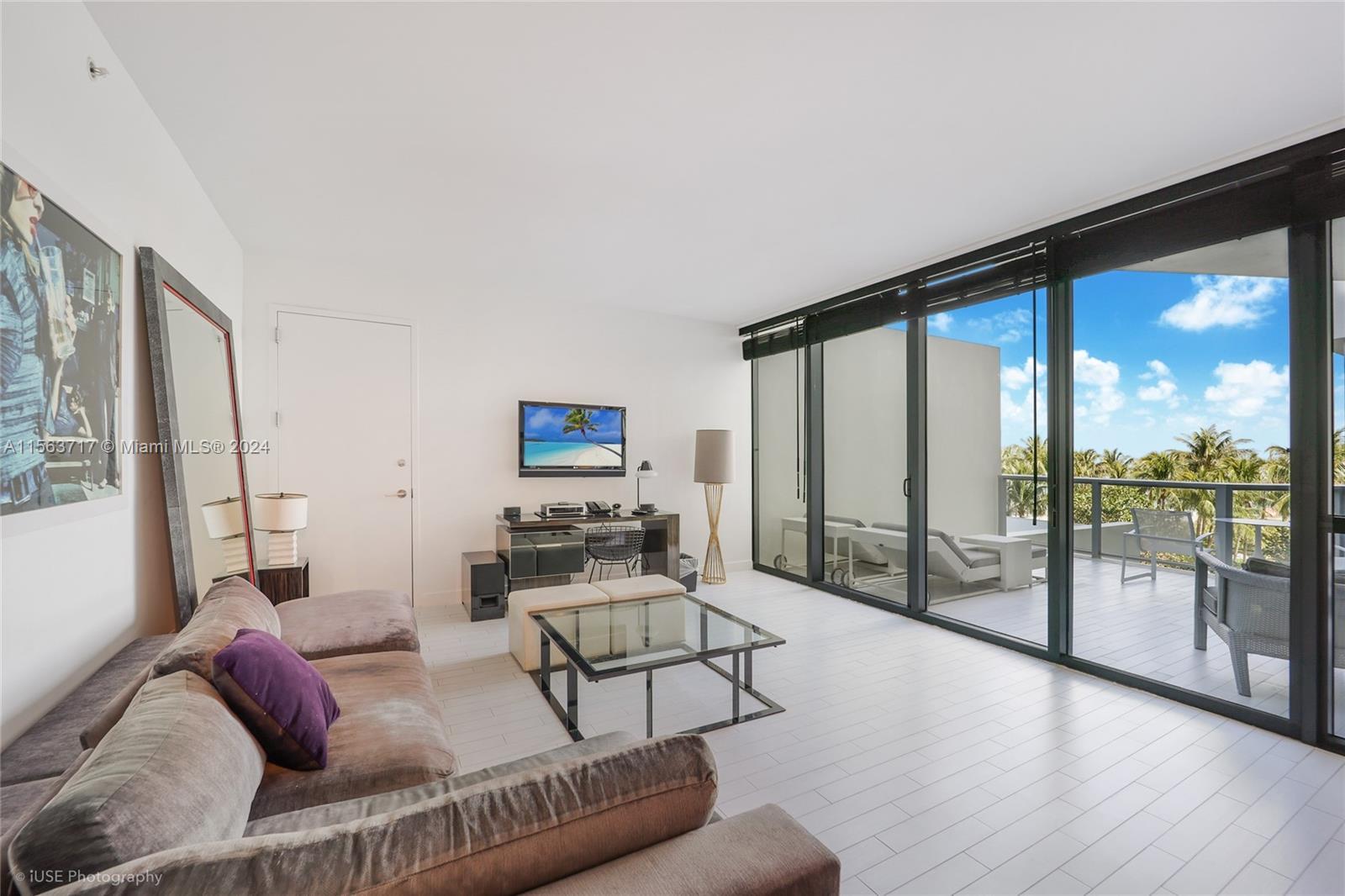 Picture of 2201 E Collins Ave # 431, Miami Beach, FL 33139