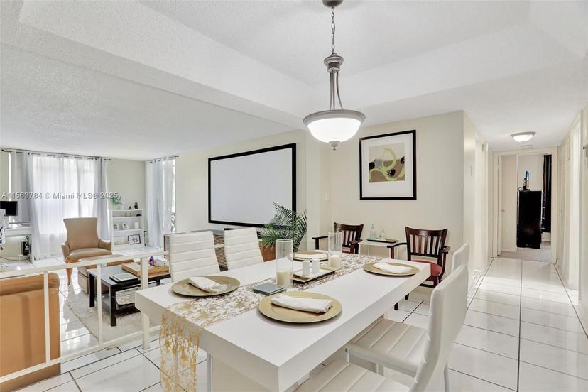Picture of 3660 Inverrary Dr # 2X, Lauderhill FL 33319
