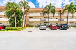 Picture of 9800 N Hollybrook Lake Dr # 202, Pembroke Pines, FL 33025