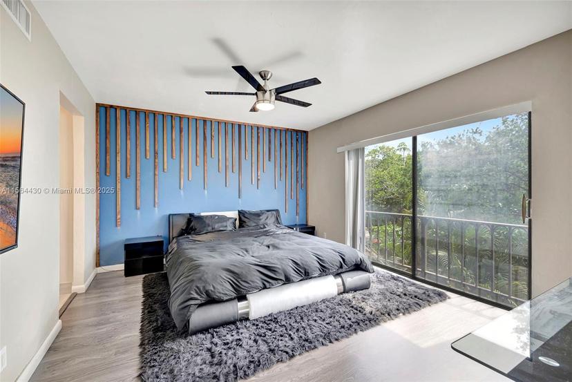 Picture of 6010 S Falls Cir Dr # 419, Lauderhill FL 33319