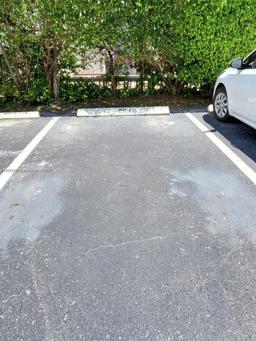 Picture of 1185 Marseille Dr # 209, Miami Beach, FL 33141