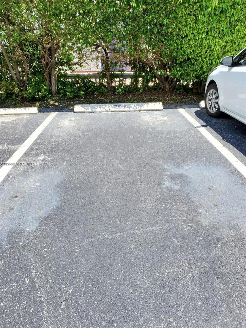 Picture of 1185 Marseille Dr # 209, Miami Beach FL 33141
