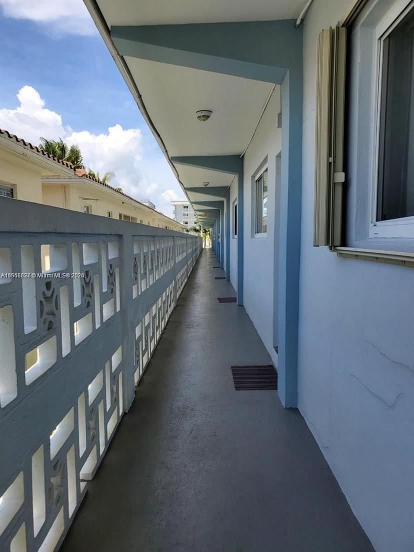 Picture of 1185 Marseille Dr # 209, Miami Beach FL 33141