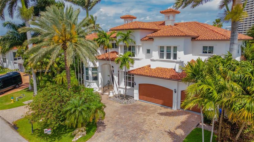 Picture of 3401 NE 170 St, North Miami Beach FL 33160