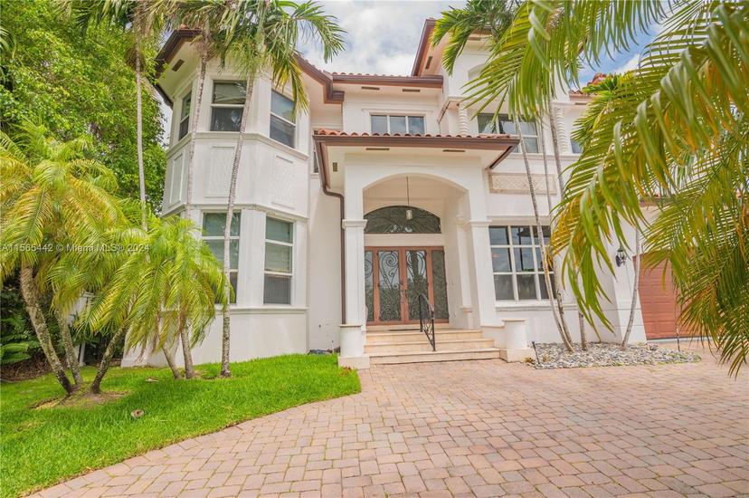 Picture of 3401 NE 170 St, North Miami Beach FL 33160