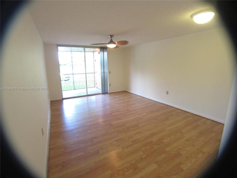 Picture of 8363 Lake Dr # 101, Doral FL 33166