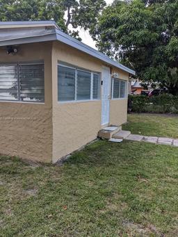 Picture of 8016 NW 9Th Ave, Miami, FL 33150
