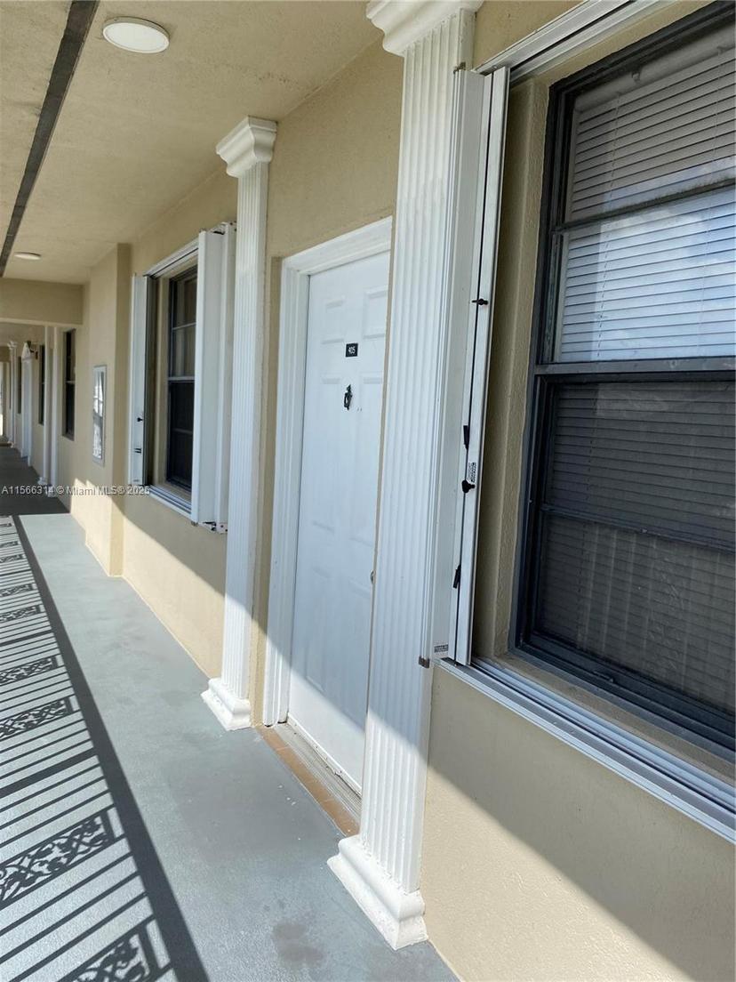 Picture of 3521 Village Blvd # 405, West Palm Beach FL 33409