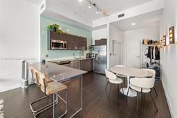 Picture of 2001 Meridian Ave # 517, Miami Beach, FL 33139