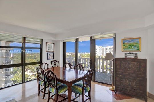 Picture of 1121 Crandon Blvd # F906, Key Biscayne FL 33149