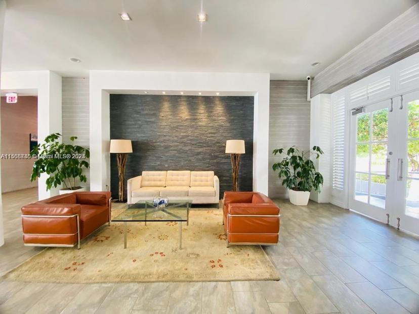 Picture of 800 West Ave # 905, Miami Beach FL 33139