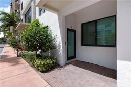 Picture of 4740 NW 84Th Ct # 17, Doral, FL 33166